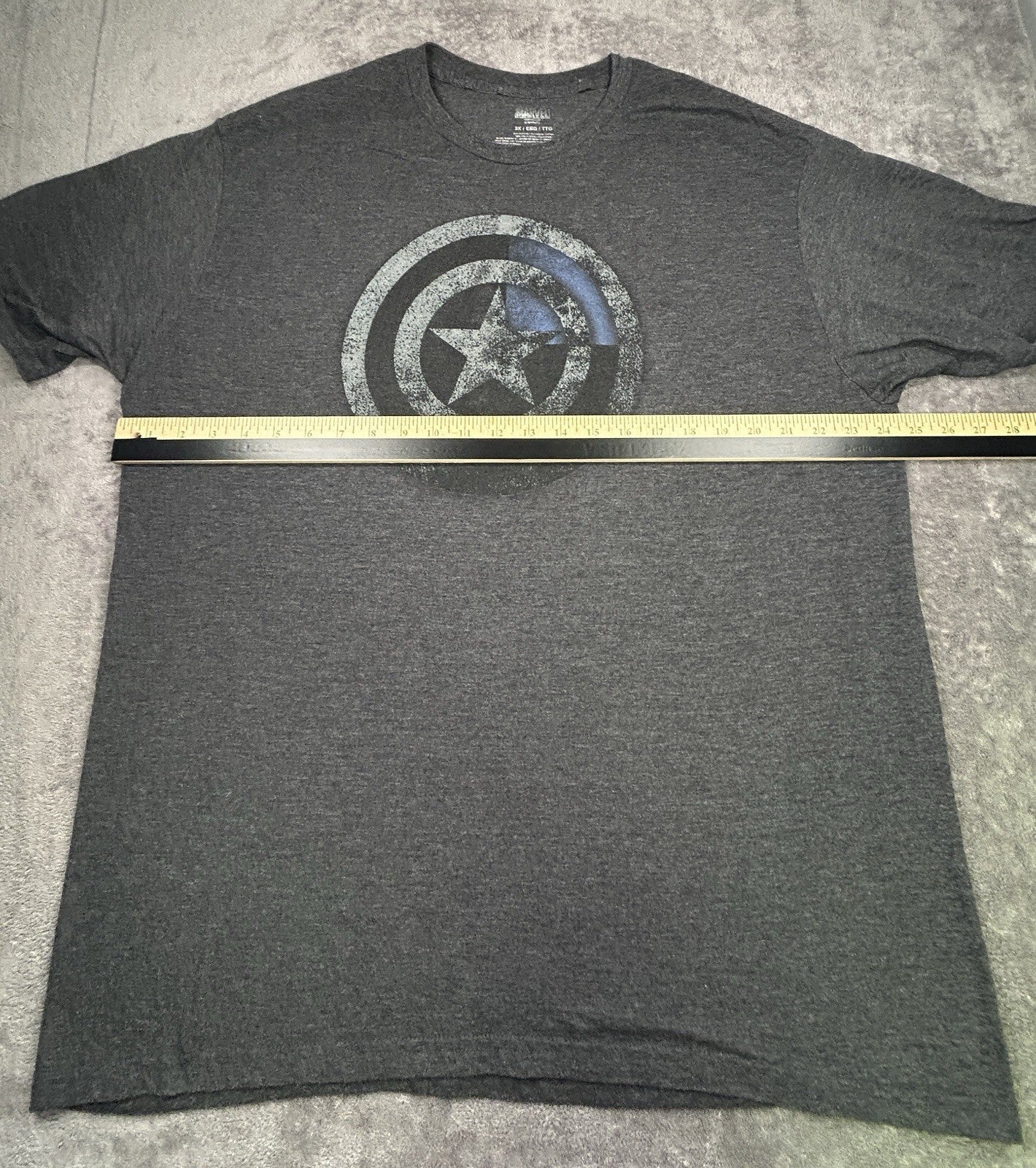 Marvel Captain America Mens 2XL T Shirt Shield Logo Gray Mad Engine Graphic Tee