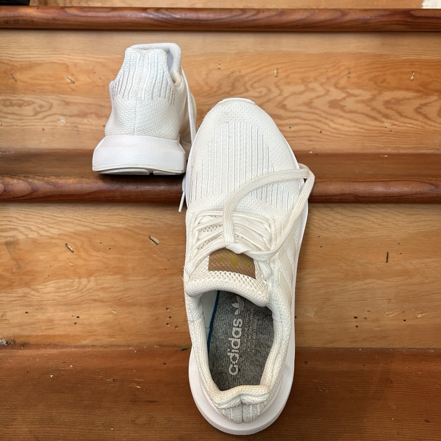 Adidas Swift Run White Knit Running Shoes Sneakers Men’s US 9 EG9492 Athletic