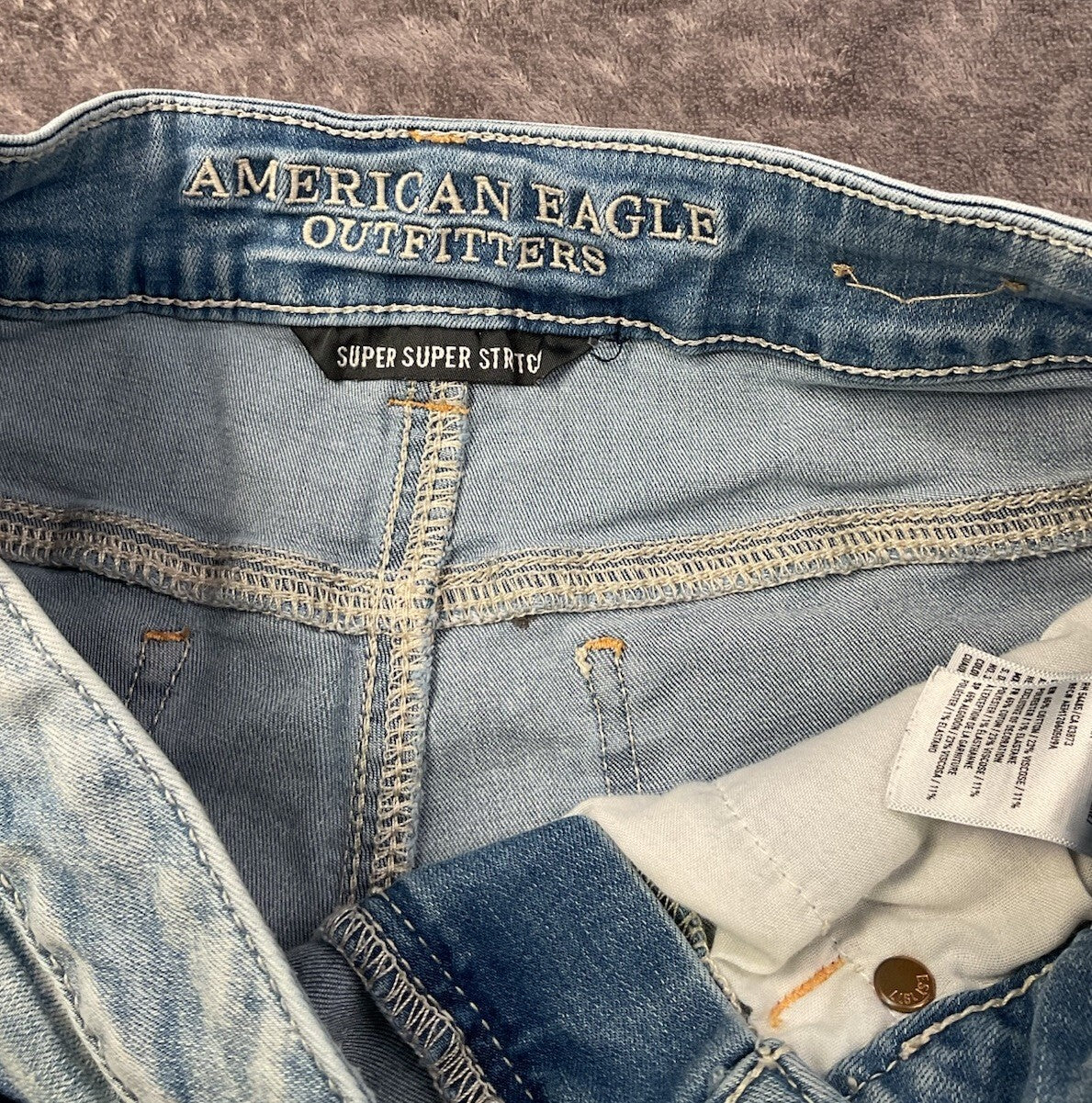 American Eagle Outfitters Midi Denim Shorts Women’s Size 4 Super Super Stretch