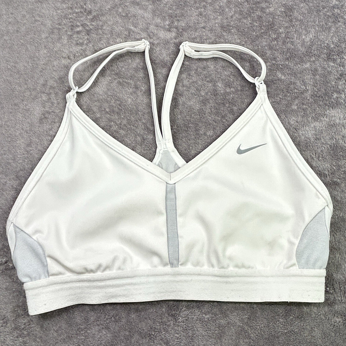 Nike Women’s Sports Bra Size Small White Gray Adjustable Strap Racerback