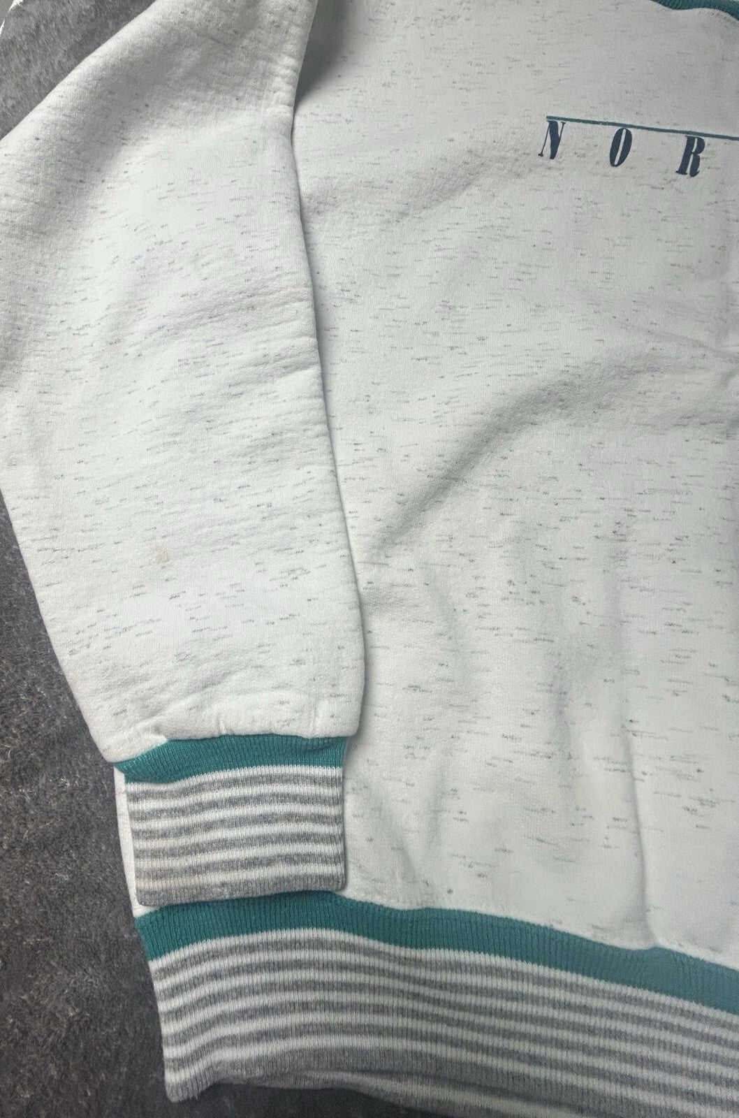 Vintage 90s LA LOVING Norwest Crewneck Sweatshirt Mens XL Teal Striped
