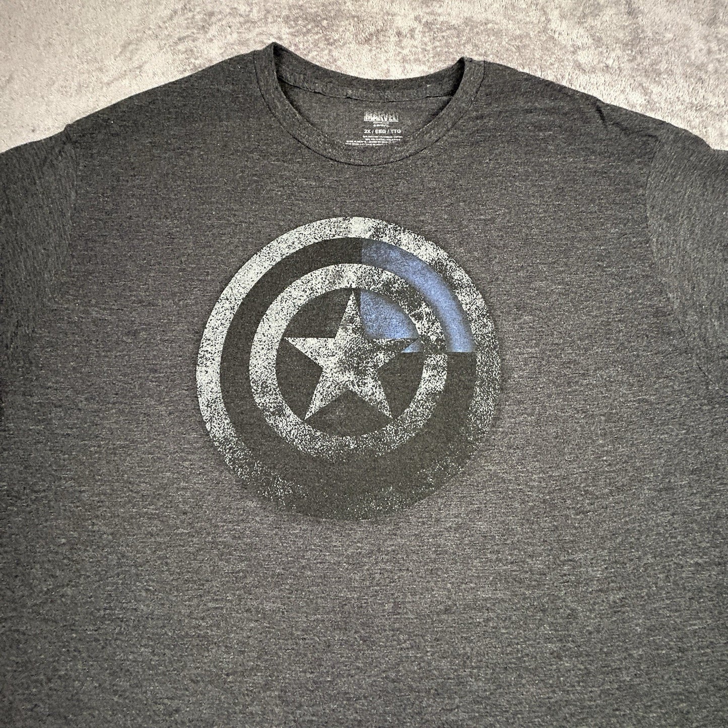 Marvel Captain America Mens 2XL T Shirt Shield Logo Gray Mad Engine Graphic Tee