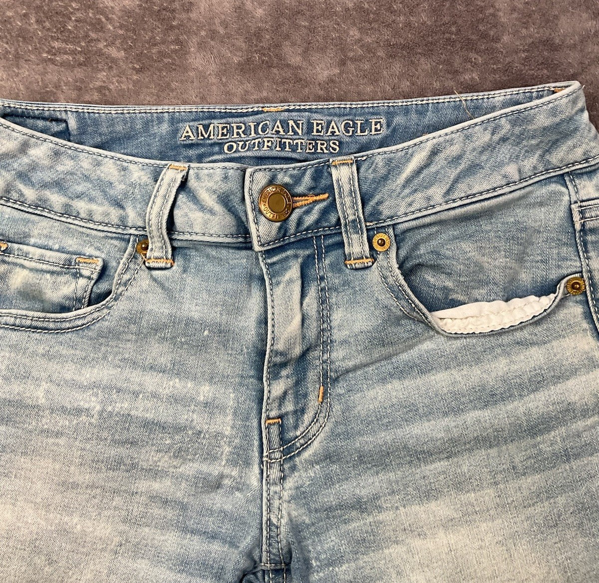 American Eagle Outfitters Midi Denim Shorts Women’s Size 4 Super Super Stretch