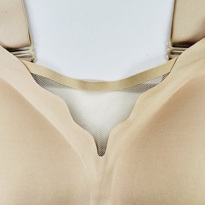 Womens Nude Wireless Comfort Bra Size Large Full Coverage Molded Cups Adjustable