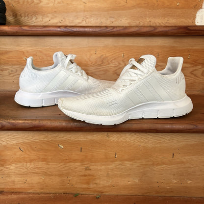 Adidas Swift Run White Knit Running Shoes Sneakers Men’s US 9 EG9492 Athletic