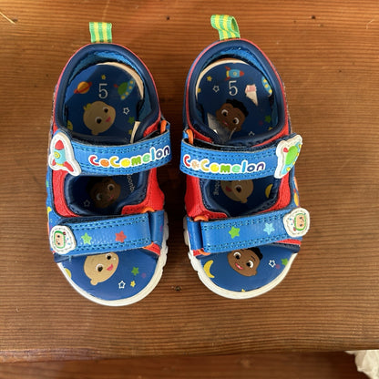 CoComelon JJ Cody Toddler Sandals Size 5 Blue Multicolor