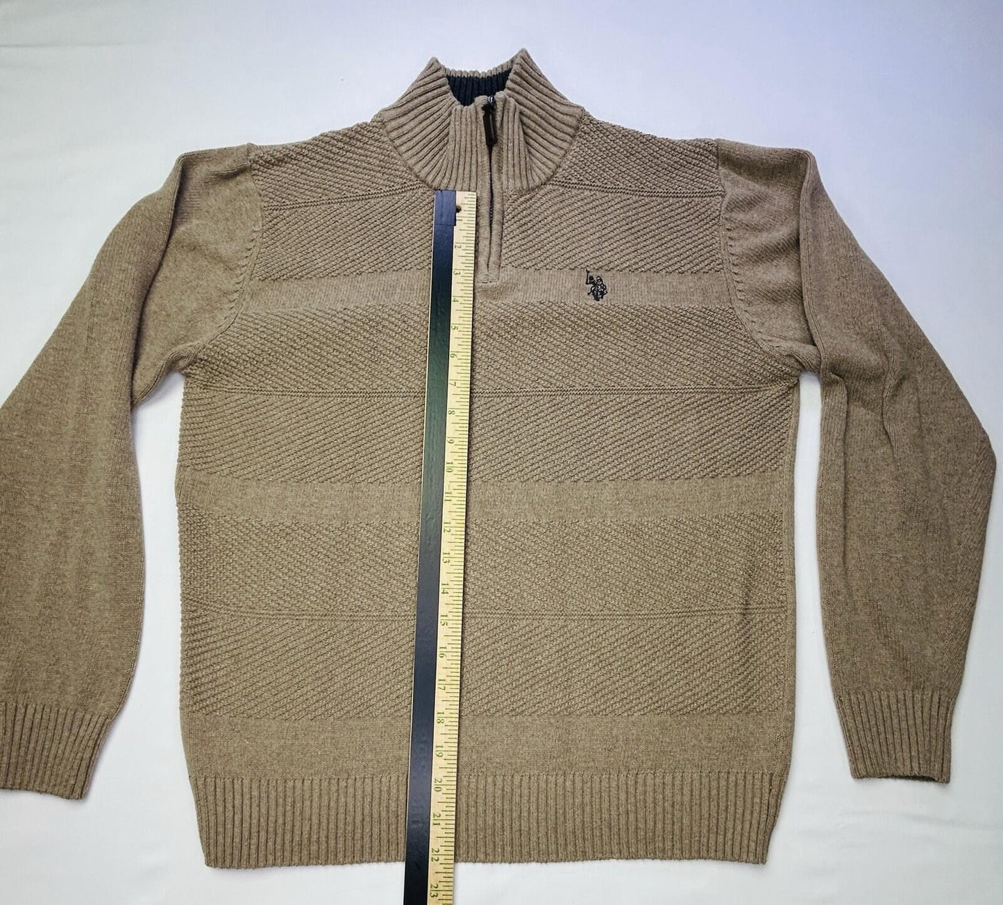 U.S. Polo Assn Quarter Zip Sweater Men’s Medium Tan Beige Textured Knit Pullover