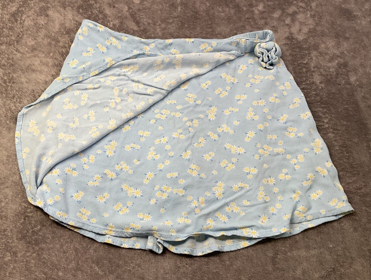SO Girls Daisy Print Skort Size L 10/12 Blue Floral Pull On Shorts Skirt