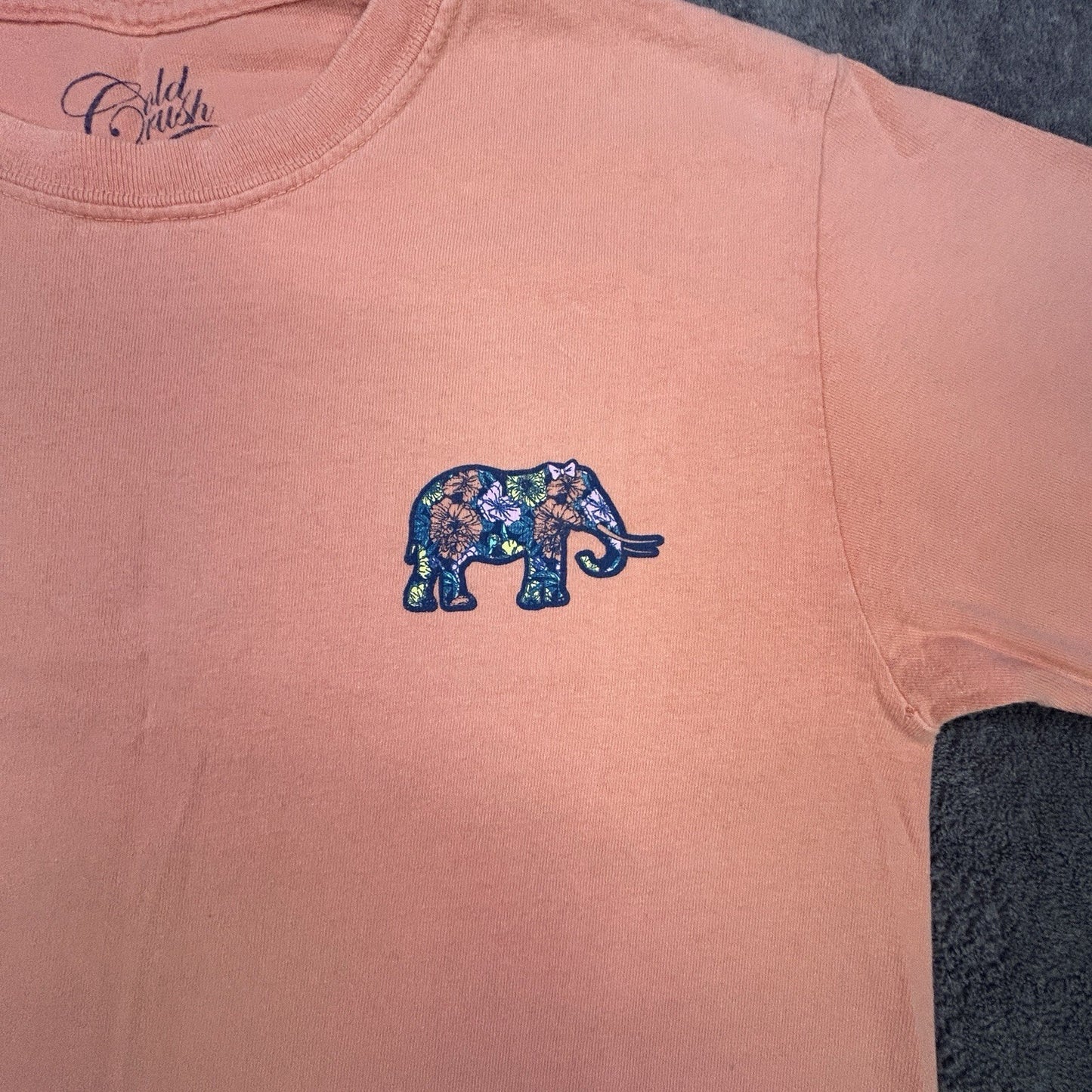 Cold Crush Women’s Small Coral Formal Elephant Graphic Tshirt Live In The Moment