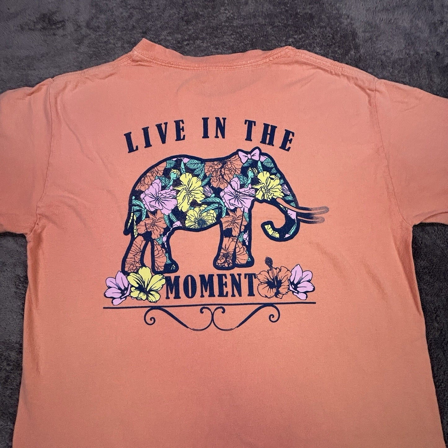 Cold Crush Women’s Small Coral Formal Elephant Graphic Tshirt Live In The Moment