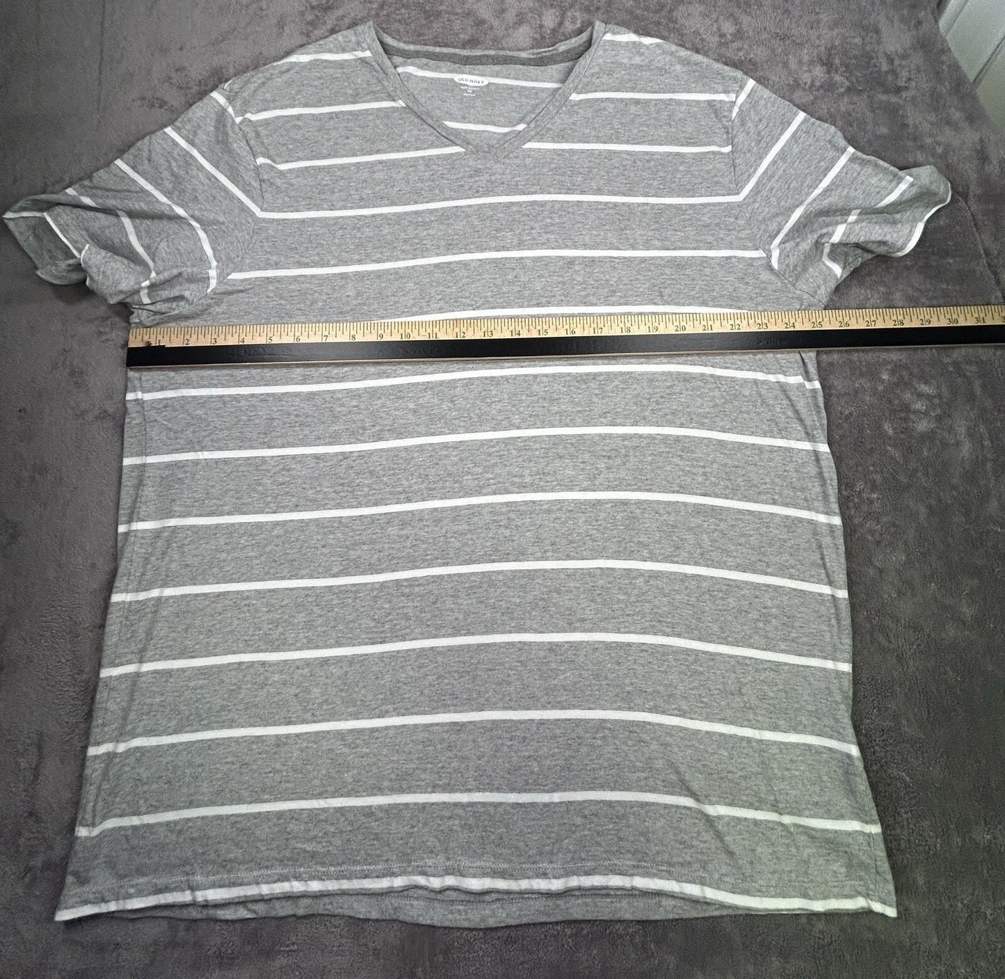 Old Navy Mens XXL Soft Washed V Neck T Shirt Gray White Stripe 100% Cotton