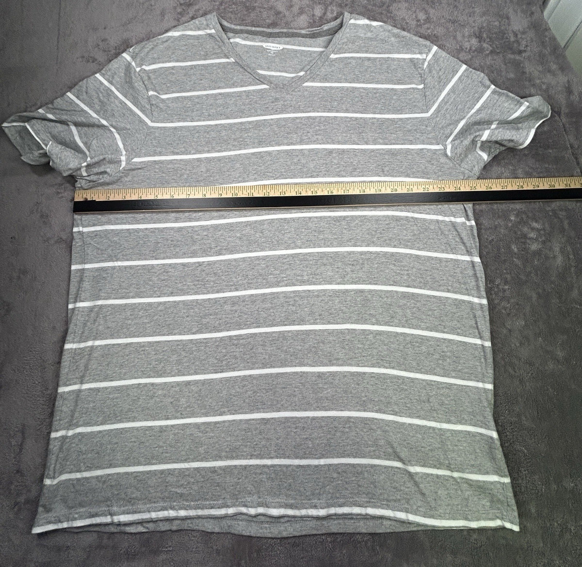Old Navy Mens XXL Soft Washed V Neck T Shirt Gray White Stripe 100% Cotton