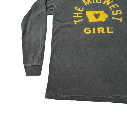 The Midwest Girl Iowa Long Sleeve Graphic T Shirt Charcoal Gray Women’s Small