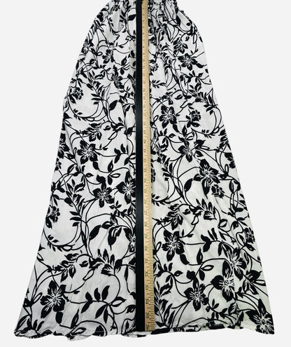 WD.NY Women's Black White Floral Maxi Skirt Size Large Rayon Pull On Boho