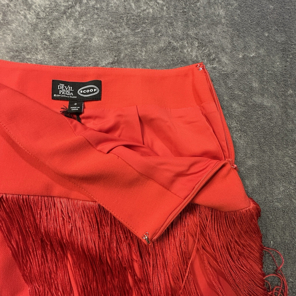 The Devil Wears Prada x Scoop Red Fringe Skirt Women's 0 NWT