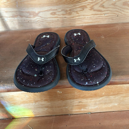 Under Armour Girls Flip Flops Size 3Y Black Galaxy Splatter Cushioned Sandals
