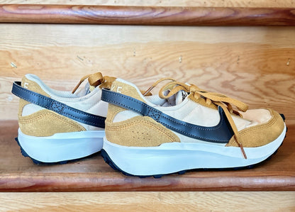 Nike Waffle Debut  Vintage Womens Size 7.5 Tan Cream Casual Sneakers