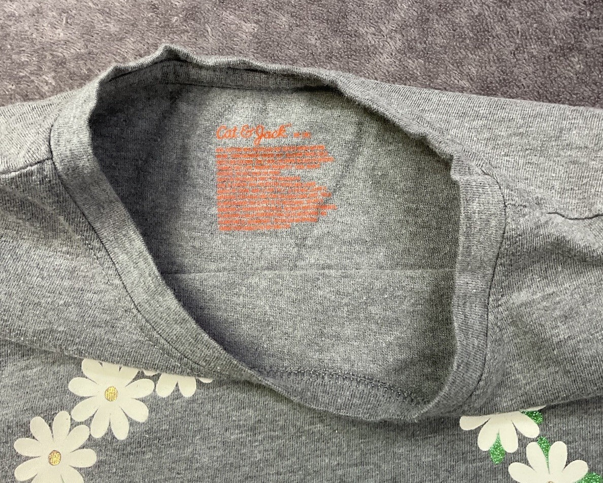 Cat & Jack Girls Gray Daisy Smiley Face Graphic T-Shirt Short Sleeve