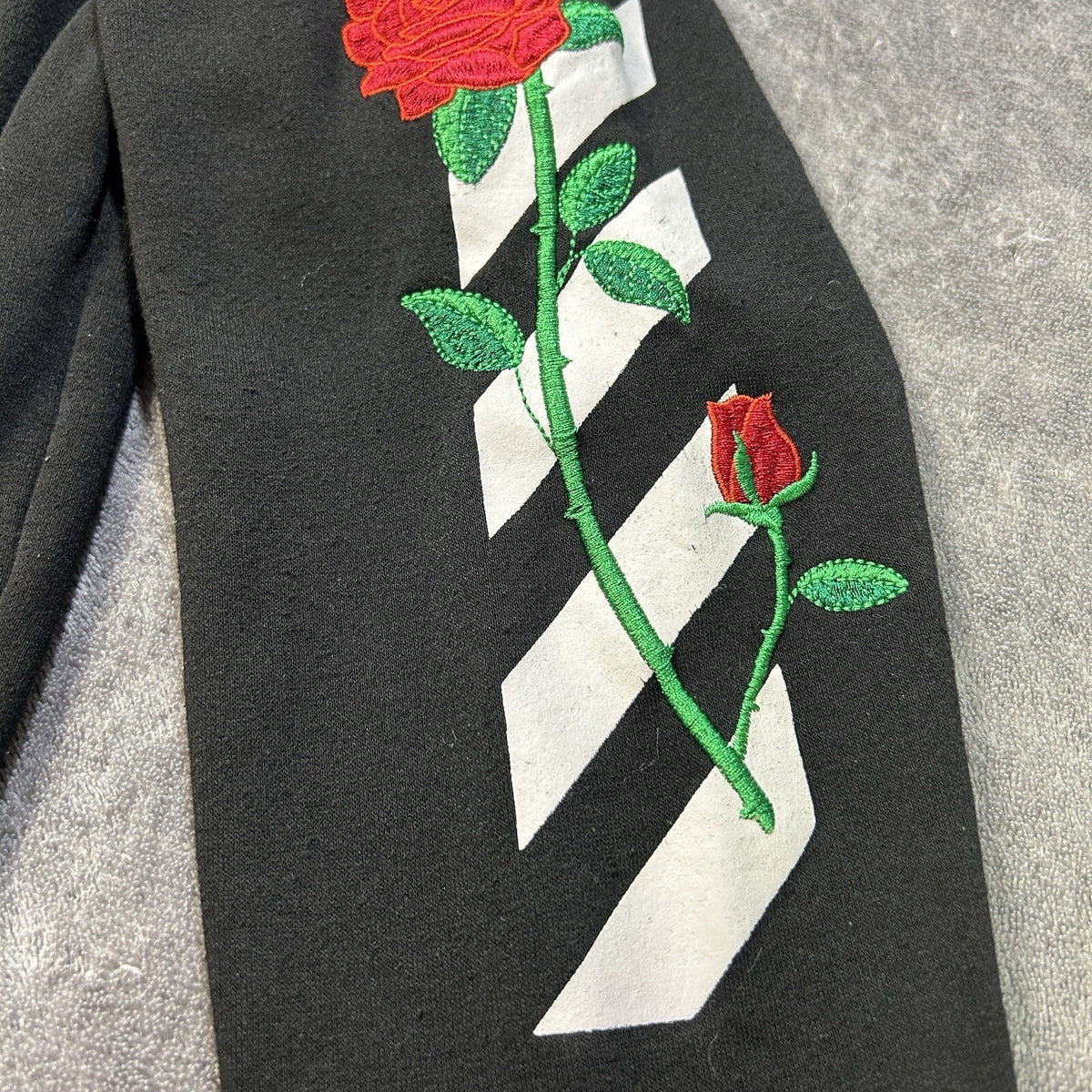 Brooklyn Cloth Rose Stripe Hoodie Black (Youth) L