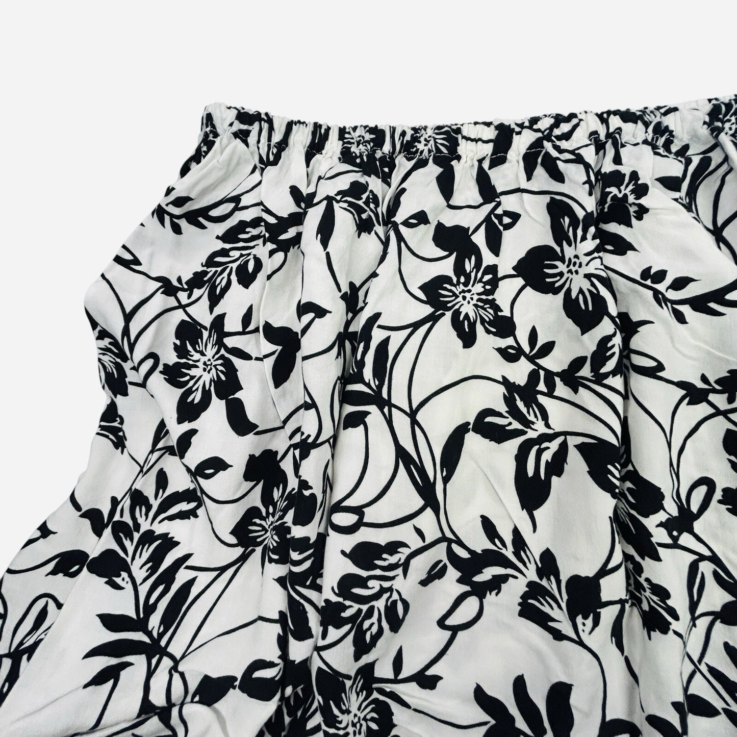 WD.NY Women's Black White Floral Maxi Skirt Size Large Rayon Pull On Boho