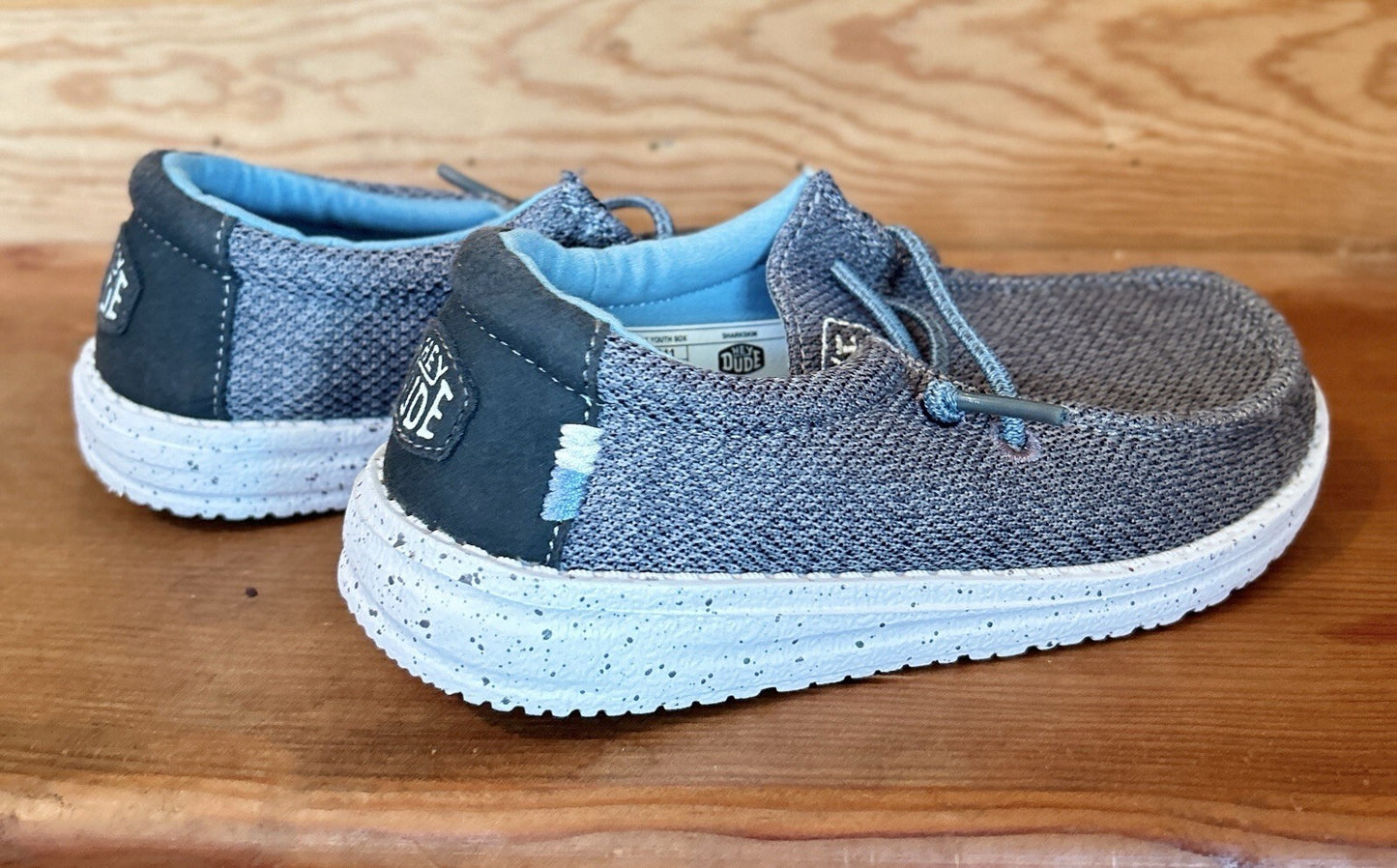 Hey Dude Wally Youth Sox Sharkskin Gray Slip On Shoes Kids Size C11 Lightweight