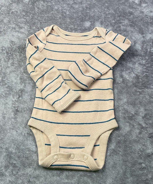🤍 Carter's Neutral Stripe Long Sleeve Bodysuit (Newborn)