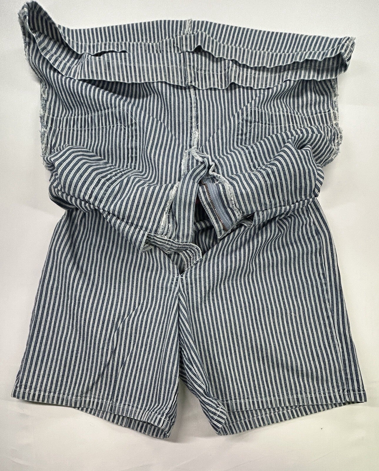 Gloria Vanderbilt Blue White Railroad Stripe Denim Skort Women's Size