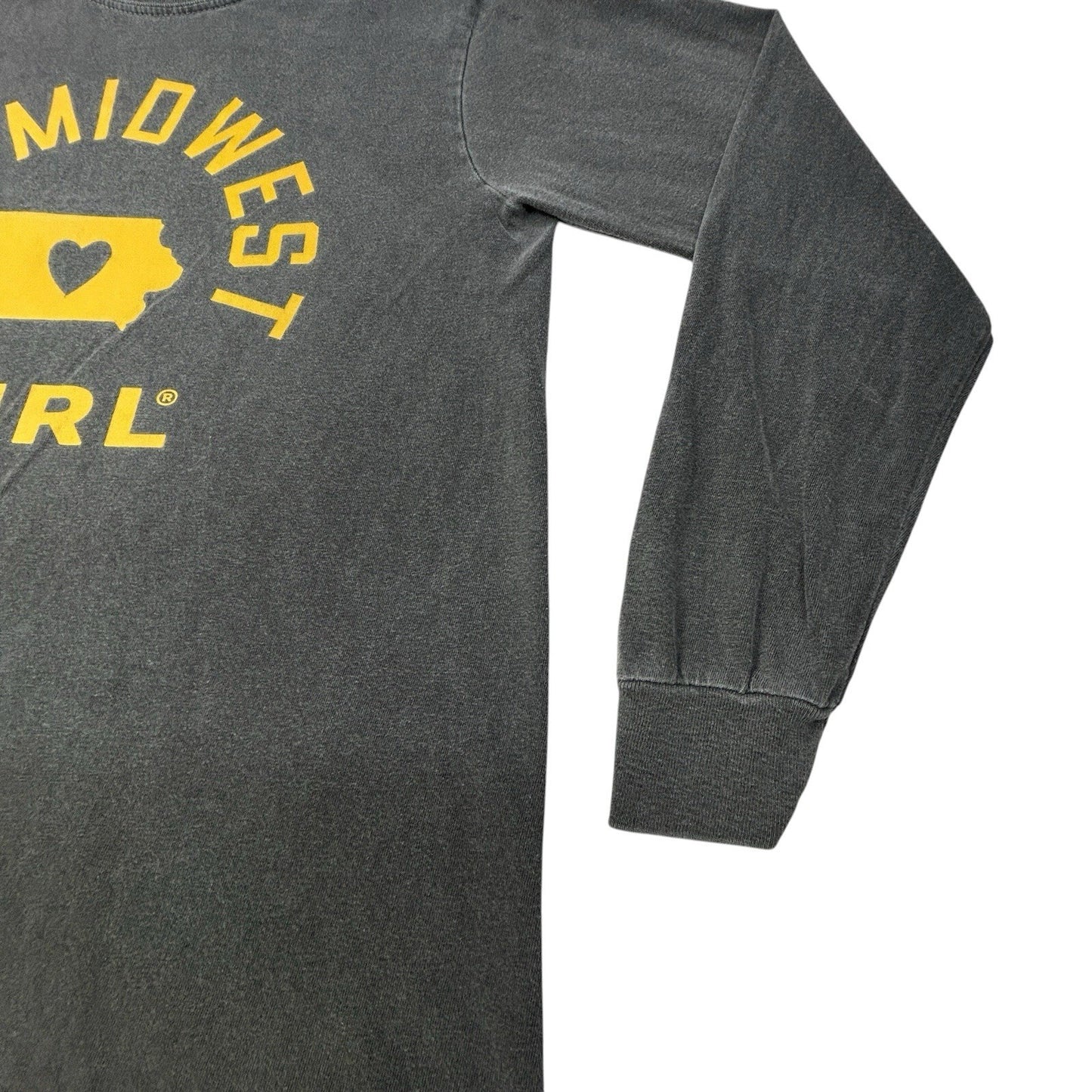 The Midwest Girl Iowa Long Sleeve Graphic T Shirt Charcoal Gray Women’s Small