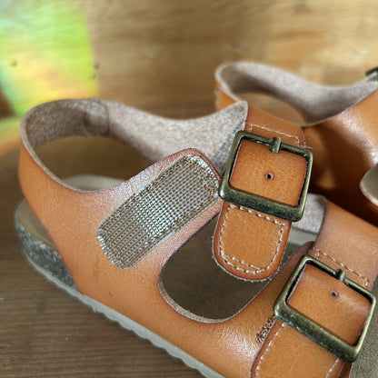 Cat & Jack Kids Cognac Brown Footbed Sandals Size 11 Double Buckle